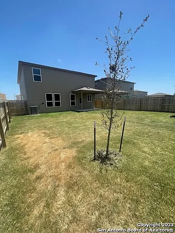 10606 Mexia Ave — Photo 23