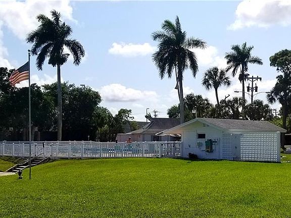 4th image of 1427 Tropic Ter