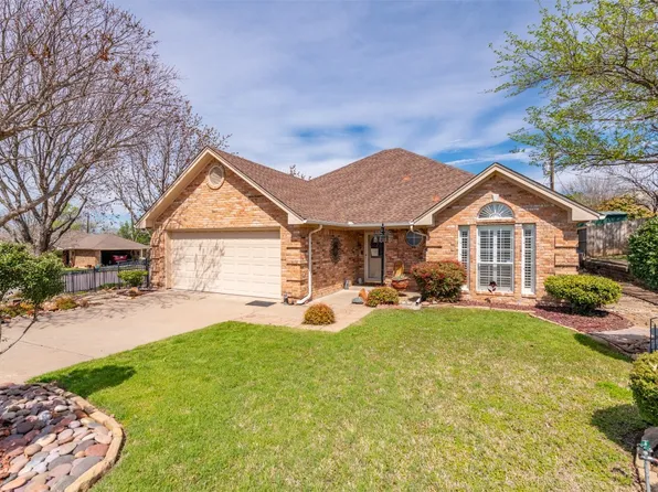 1416 Westwood Dr, Weatherford, TX 76086