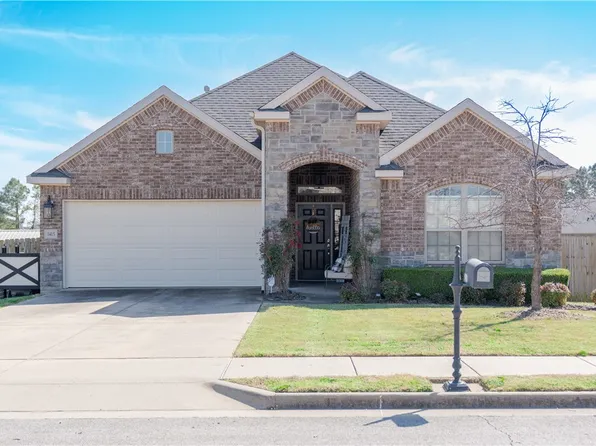 1415 Gooseneck Ln, Cave Springs, AR 72718