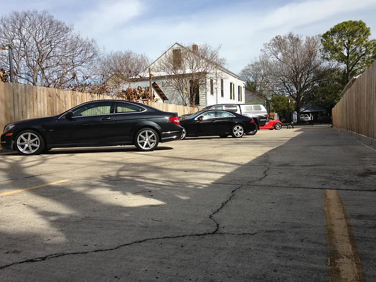 317 Morgan St E #E FURNISHED — Photo 13