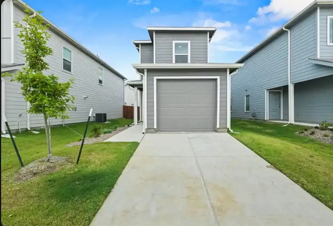 801 Wagtail Dr — Photo 1