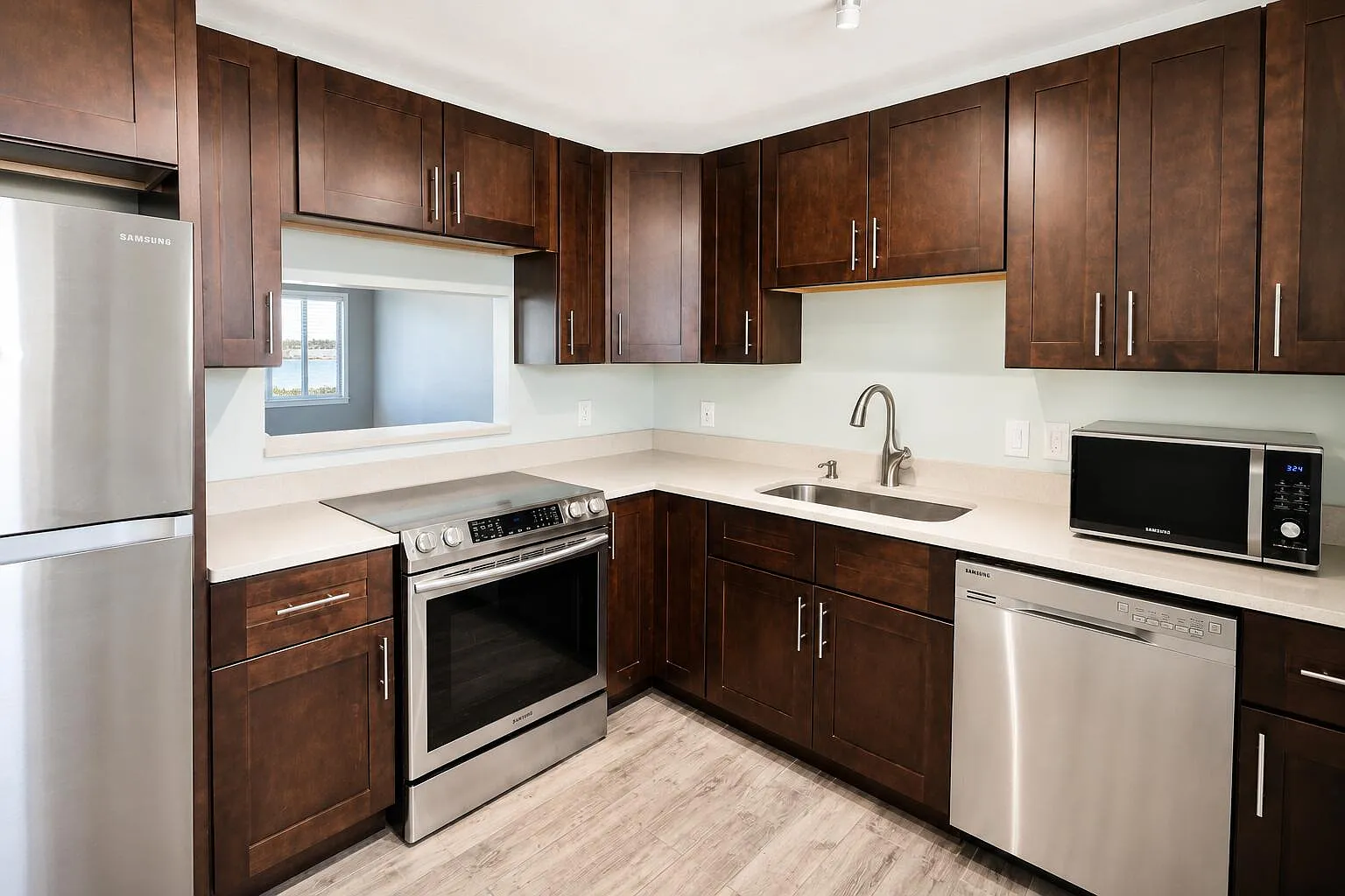 1 bed, 1.0 bath, 660 sqft, $1,700 — Photo 3