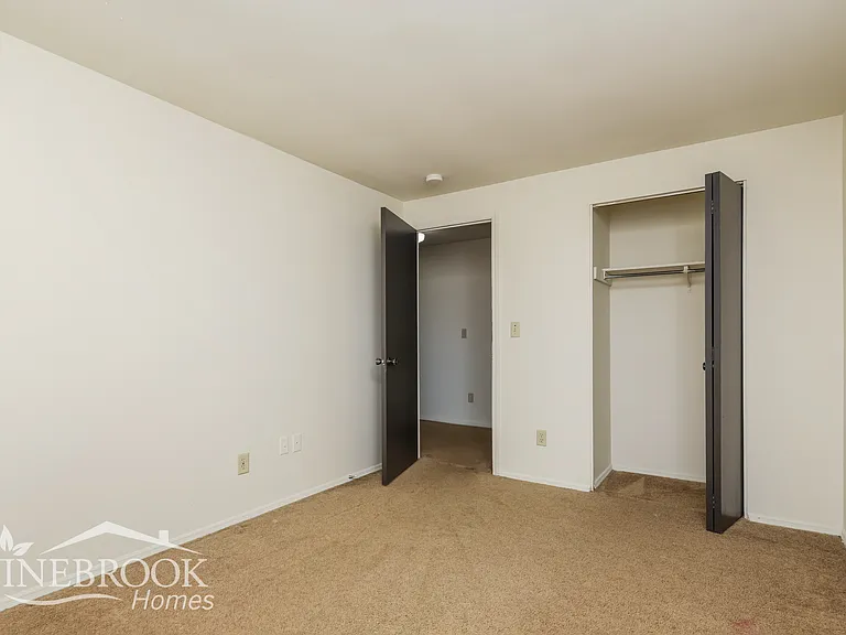 8237 Mount Carmel St — Photo 12