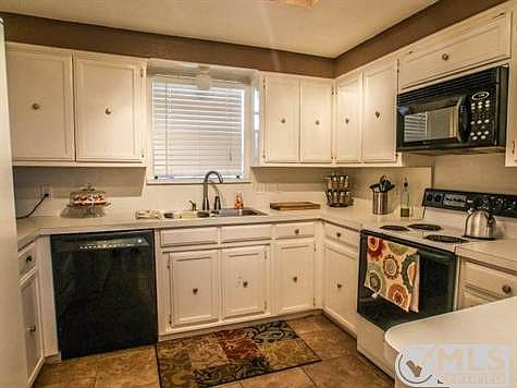 4th image of 8336 Crosswind Dr