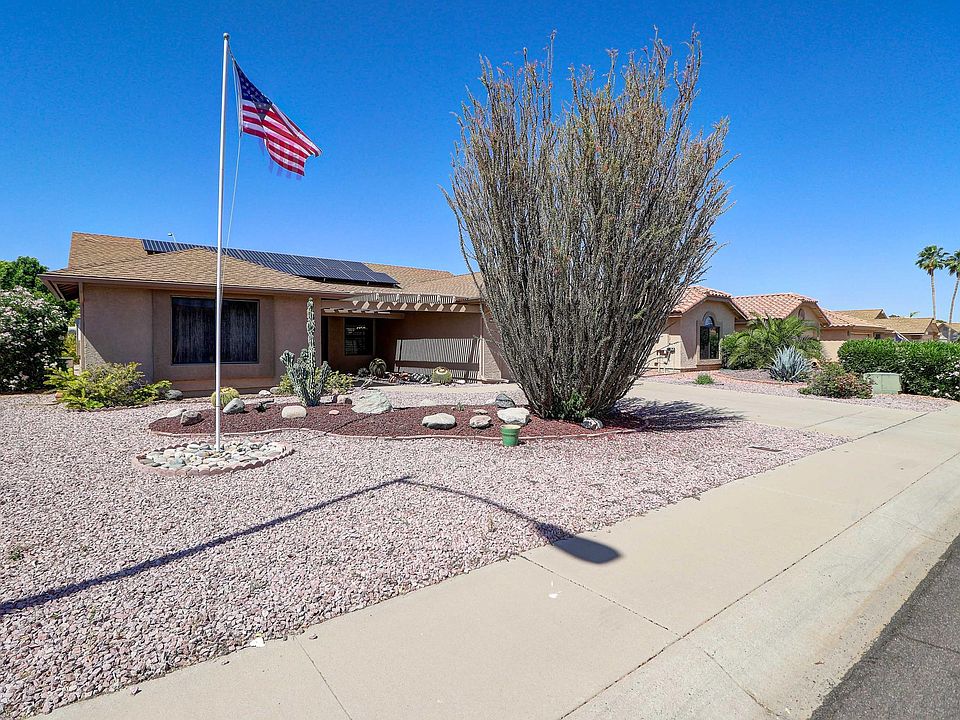 1st image of 9826 W Menadota Dr