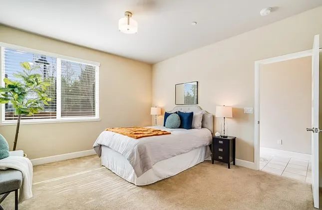 6482 Tralee Village Dr — Photo 4