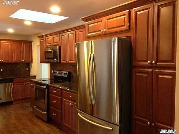 2nd image of 2705 Eagle Ave