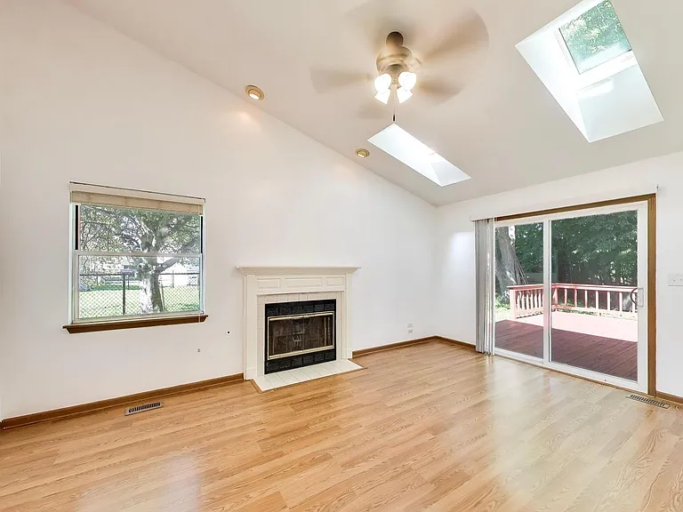 362 Chaparral Cir — Photo 9