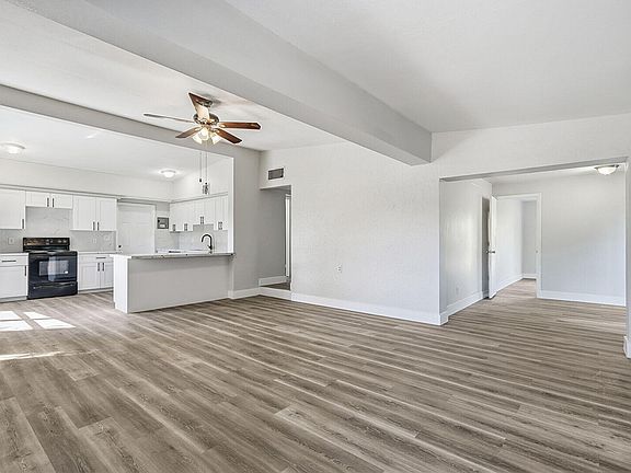3rd image of 3481 SW 20th Street