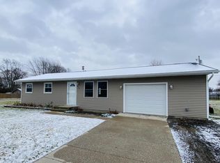 516 E Maple St, Bremen, IN 46506