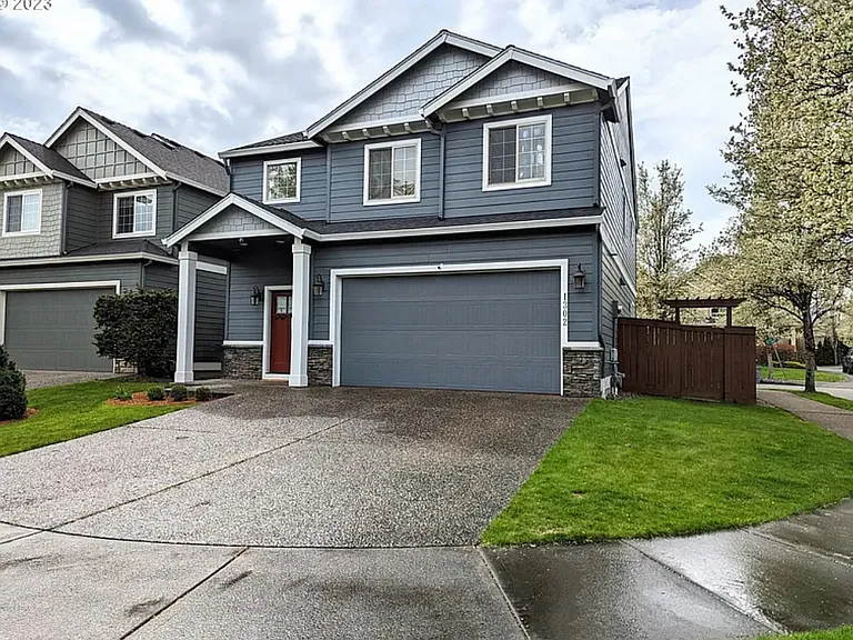 1302 SE 194th Pl — Photo 2
