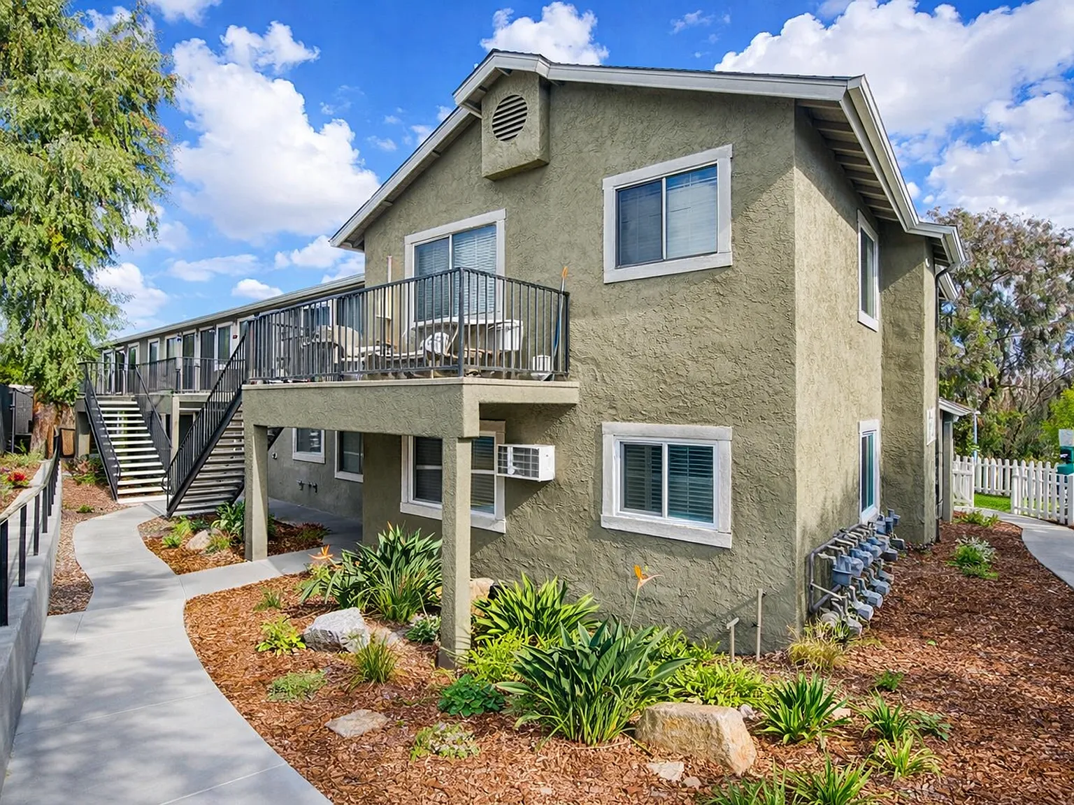 Arroyo Vista — Photo 4
