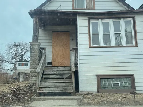 6451 S Eberhart Ave, Chicago, IL 60637