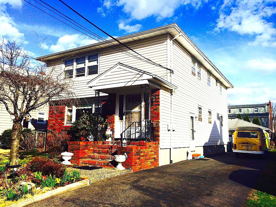 HOUSE FOR RENT