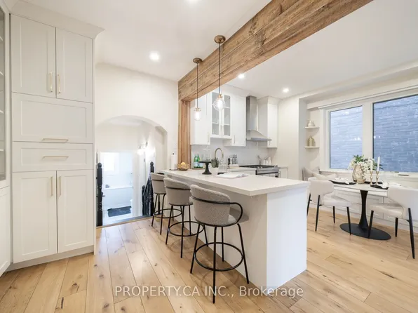 135 Sellers Ave, Toronto, ON M6E 3V1