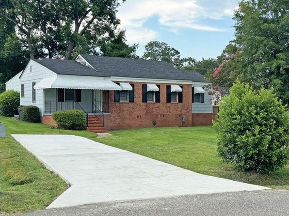 934 Bluebird Rd