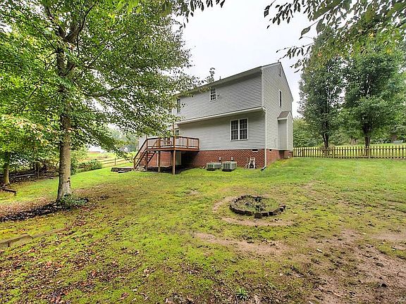 4th image of 15609 Corte Castle Pl