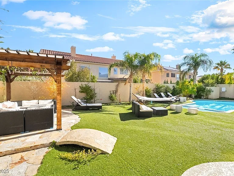 11140 Kilkerran Ct — Photo 35