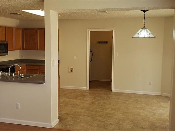 3rd image of 17630 Dansworth Dr