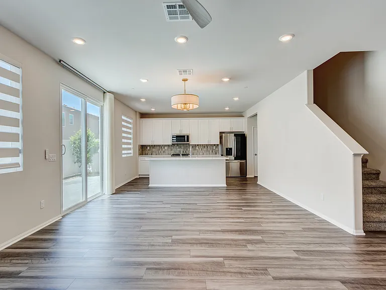 36469 Shine Dr — Photo 6