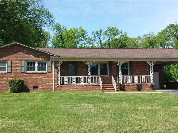 1608 Magnolia Dr, Murray, KY 42071