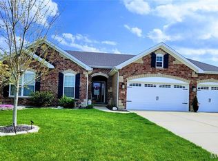 1315 Whispering River Ct, Saint Paul, MO 63366