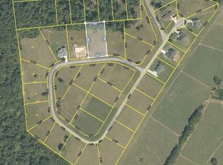 525 Overlook Dr, Dayton, TN 37321