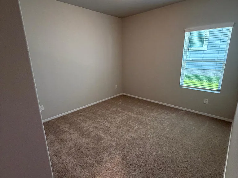 2701 Towy Rd — Photo 24