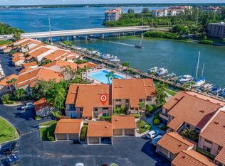 4760 Brittany Dr S APT 20, Saint Petersburg, FL 33715
