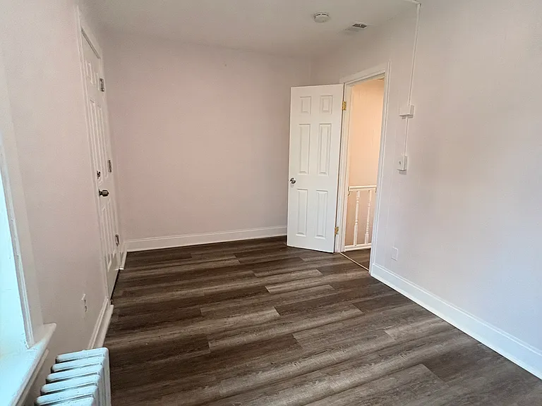 767 Roebling Ave — Photo 17
