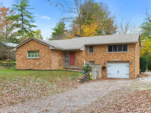 604 S Main St, Washington, IL 61571