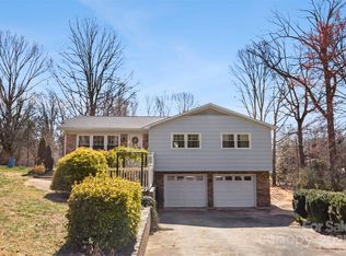 1535 Lafayette Ave, Hudson, NC 28638