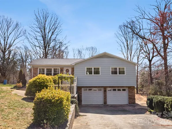 1535 Lafayette Ave, Hudson, NC 28638