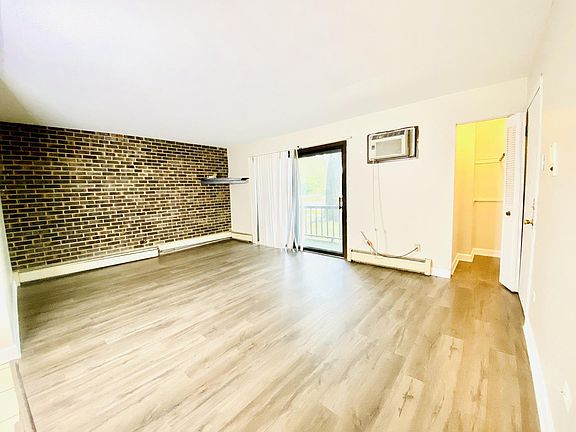 2nd image of 11804 S Komensky Ave APT 102