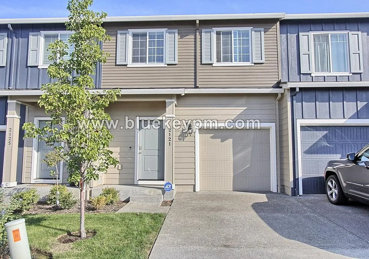 3 Bed, 2.5 Baths Home in East Vancouver at NE 18th Street / NE 112th Ave. — Photo 1