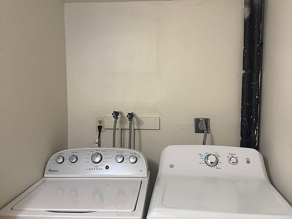 4th image of 3600 Iris Ave APT B1