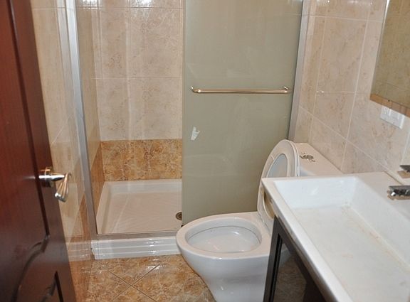 3rd image of 3752 Neptune Ave APT 2C