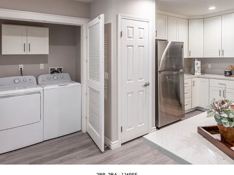Centerpointe at Market Apartments - 3145 Market Street Riverside CA 92501 — Photo 75