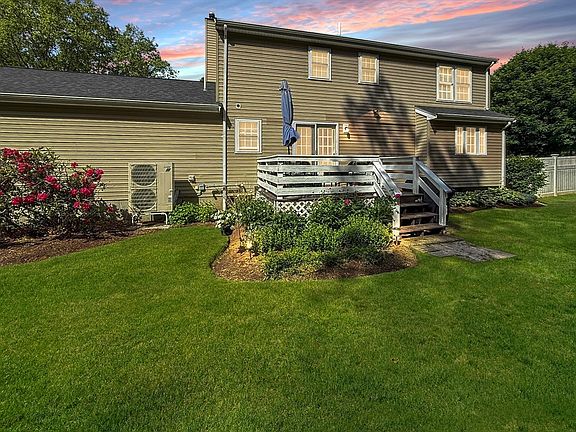 2nd image of 13 Candlewood Dr