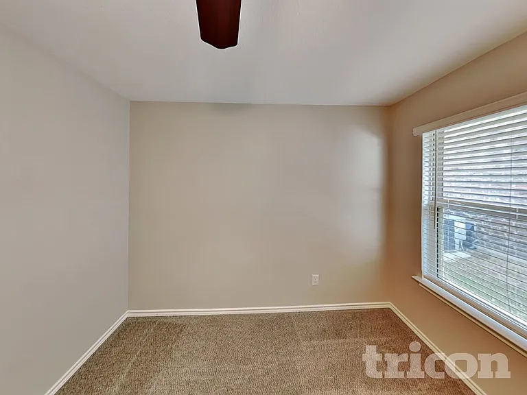 9125 Nevis Dr — Photo 14