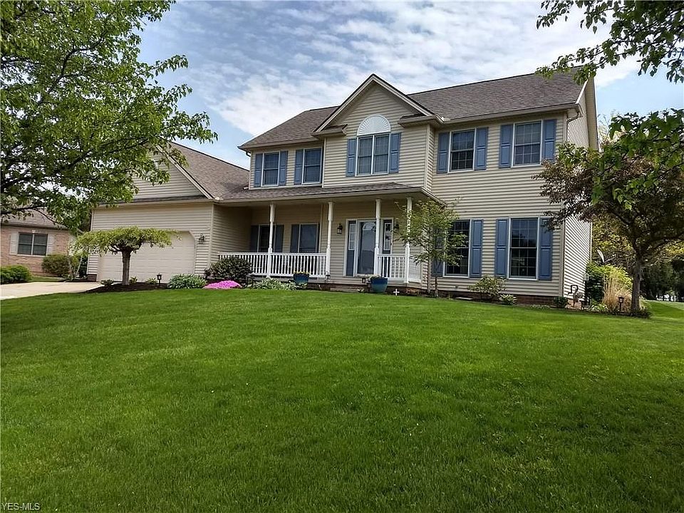 1st image of 811 Sand Lot Cir