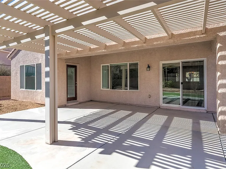 2108 Mardela Springs Ct — Photo 33