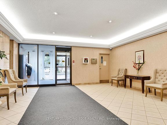 3rd image of 121 Trudelle St #403