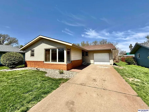 508 E Fulton St, Hooper, NE 68031