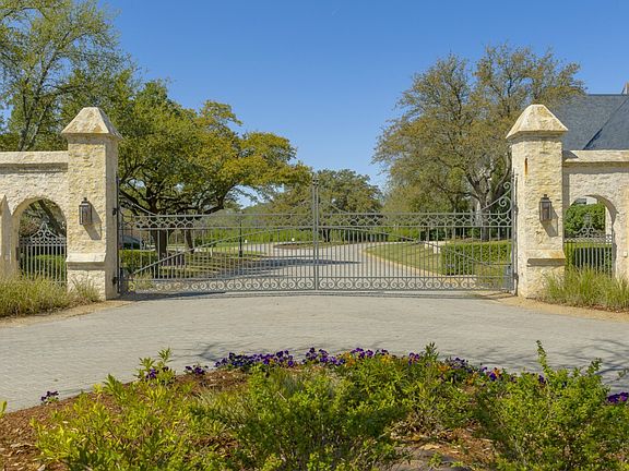 5th image of 10635 Bridge Hollow Ct