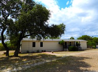 283 E Bear Springs Rd, Pipe Creek, TX 78063