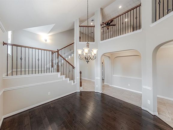 3rd image of 27311 Symphony Creek Ln
