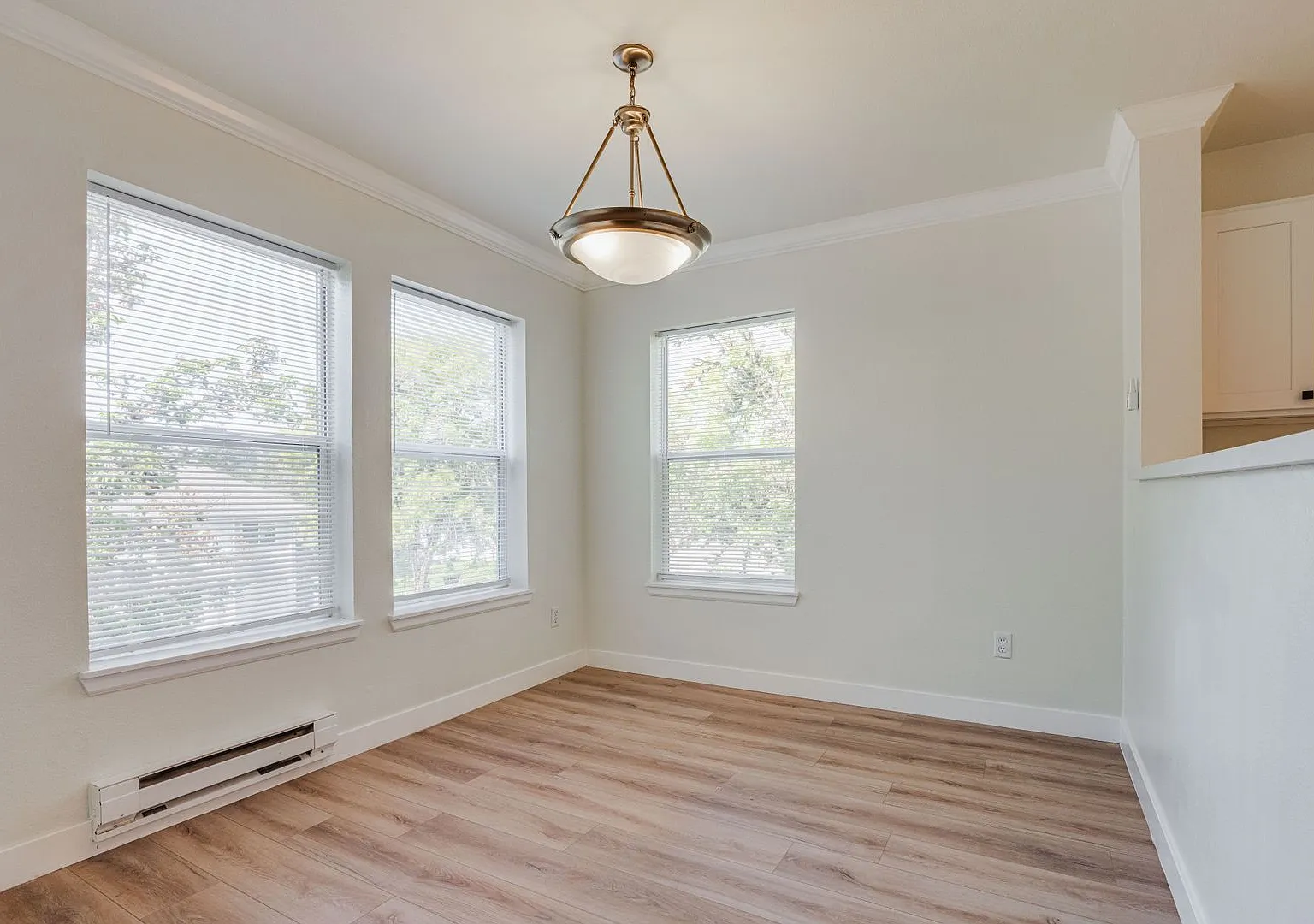 Newly Updated Federal Way Condo! 2 bedroom - 2 Bathroom — Photo 4