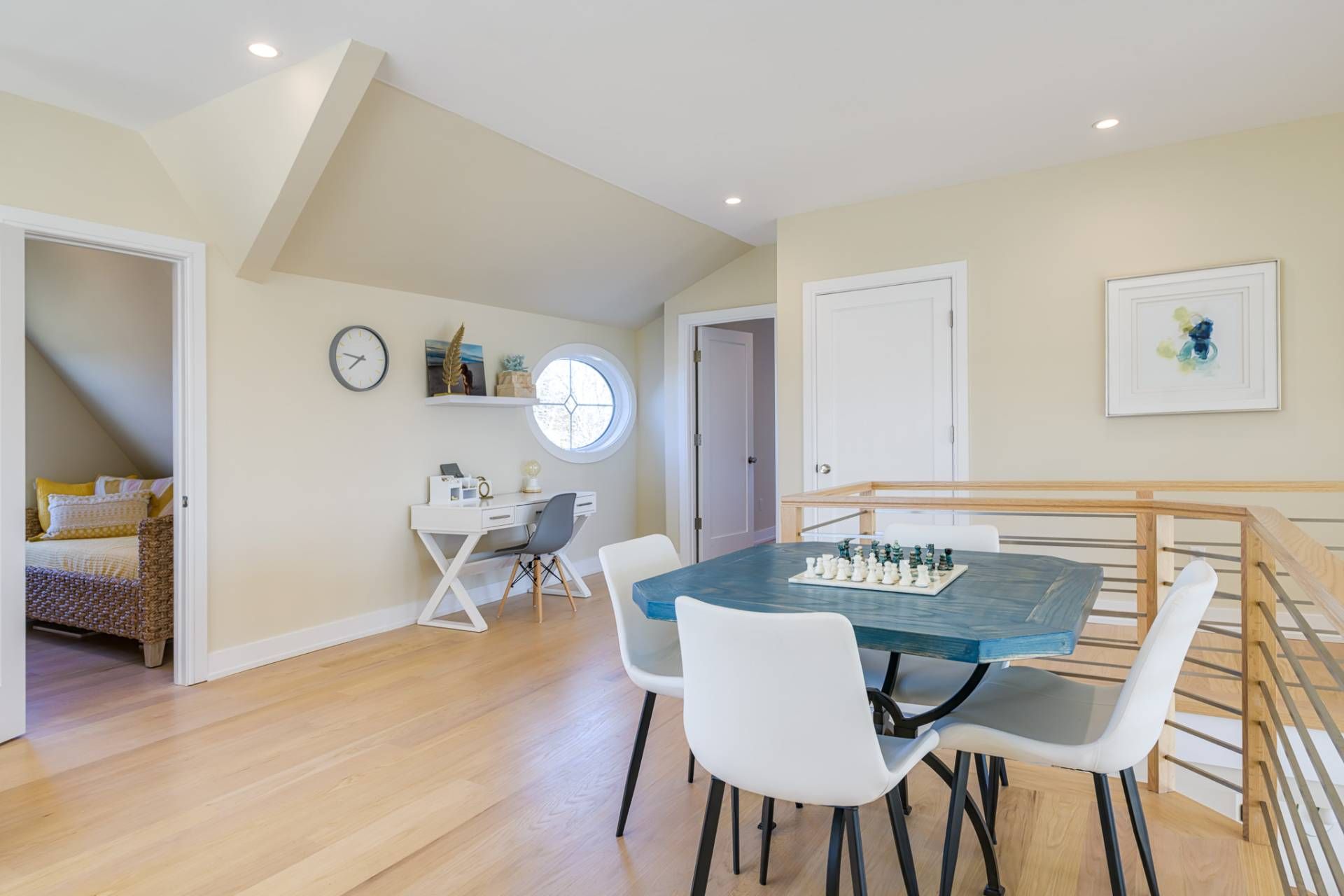 34 Old Fort Ln, Southampton, NY 11968 Out East